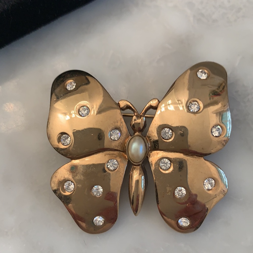 Vintage Butterfly 🦋 Pin with Crystal Accents